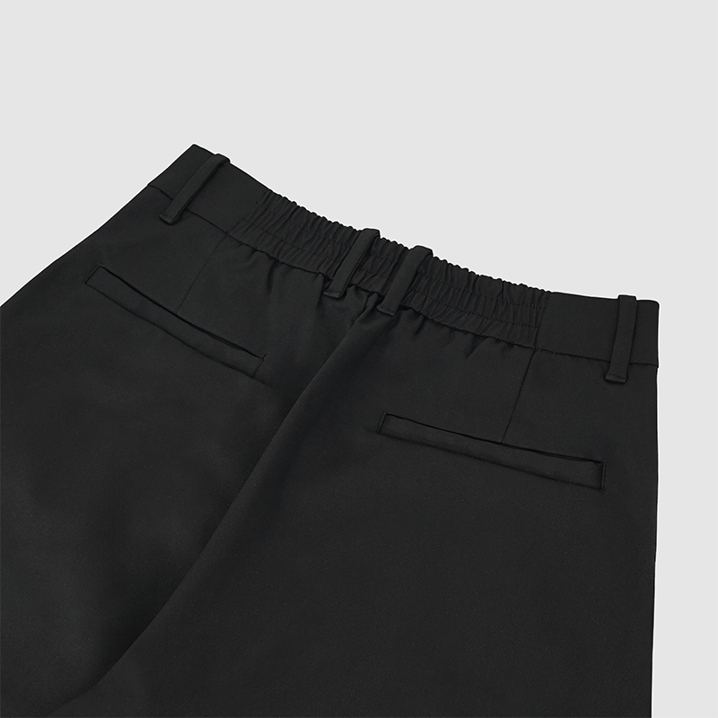 脚長ワイドパンツ