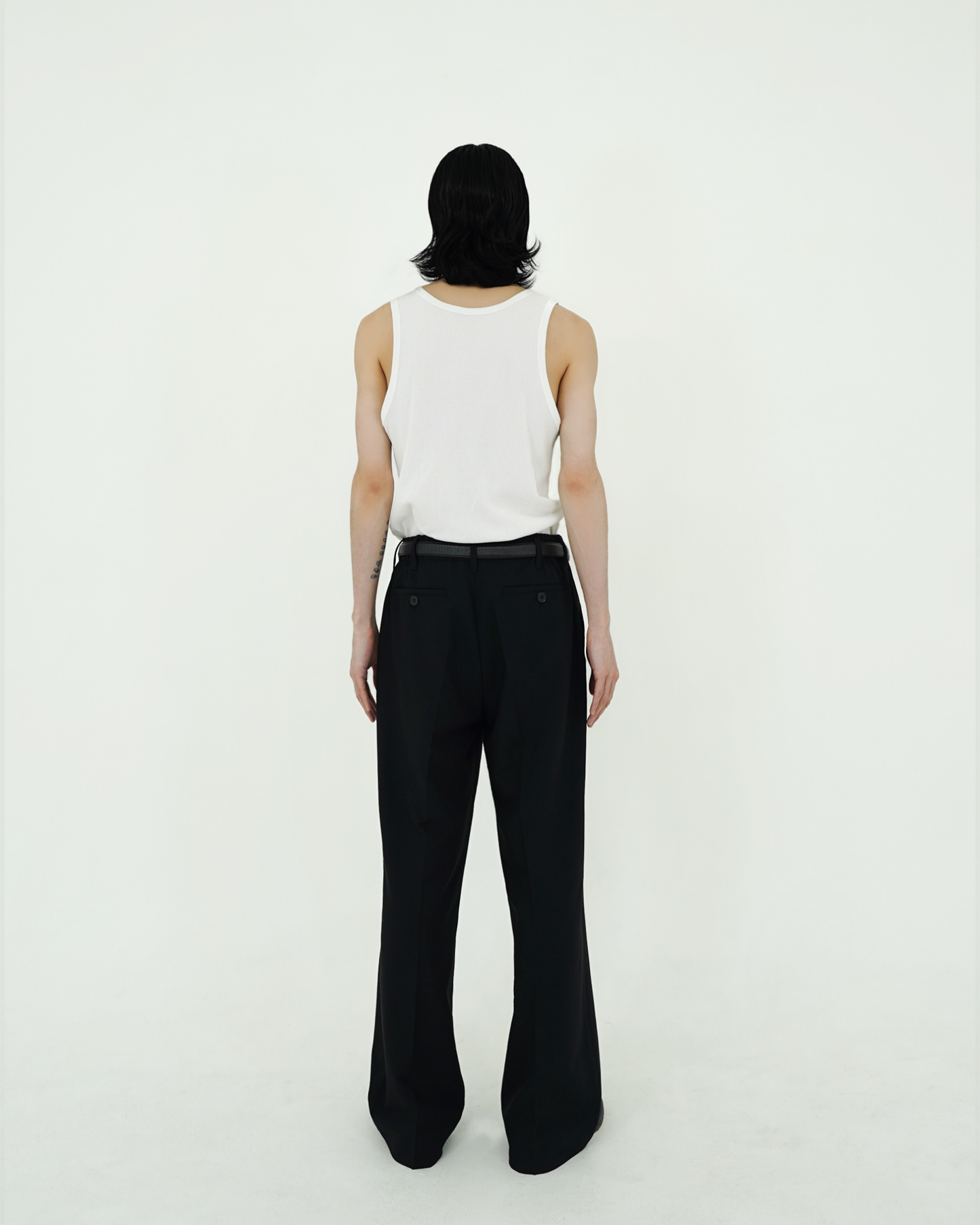 脚長スラックス BLACK